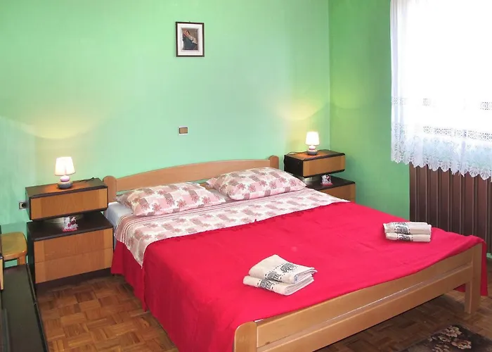 Lina - Pul305 By Interhome Apartman Póla