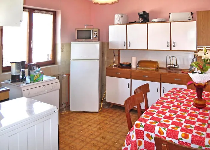 Lina - Pul305 By Interhome *