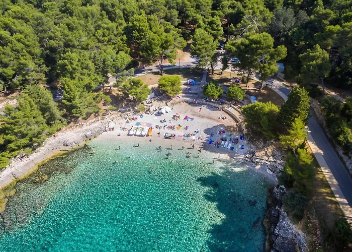 Lina - Pul305 By Interhome شقة بولا